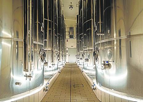 Imagen secundaria 1 - Oro líquido con calidad Rioja