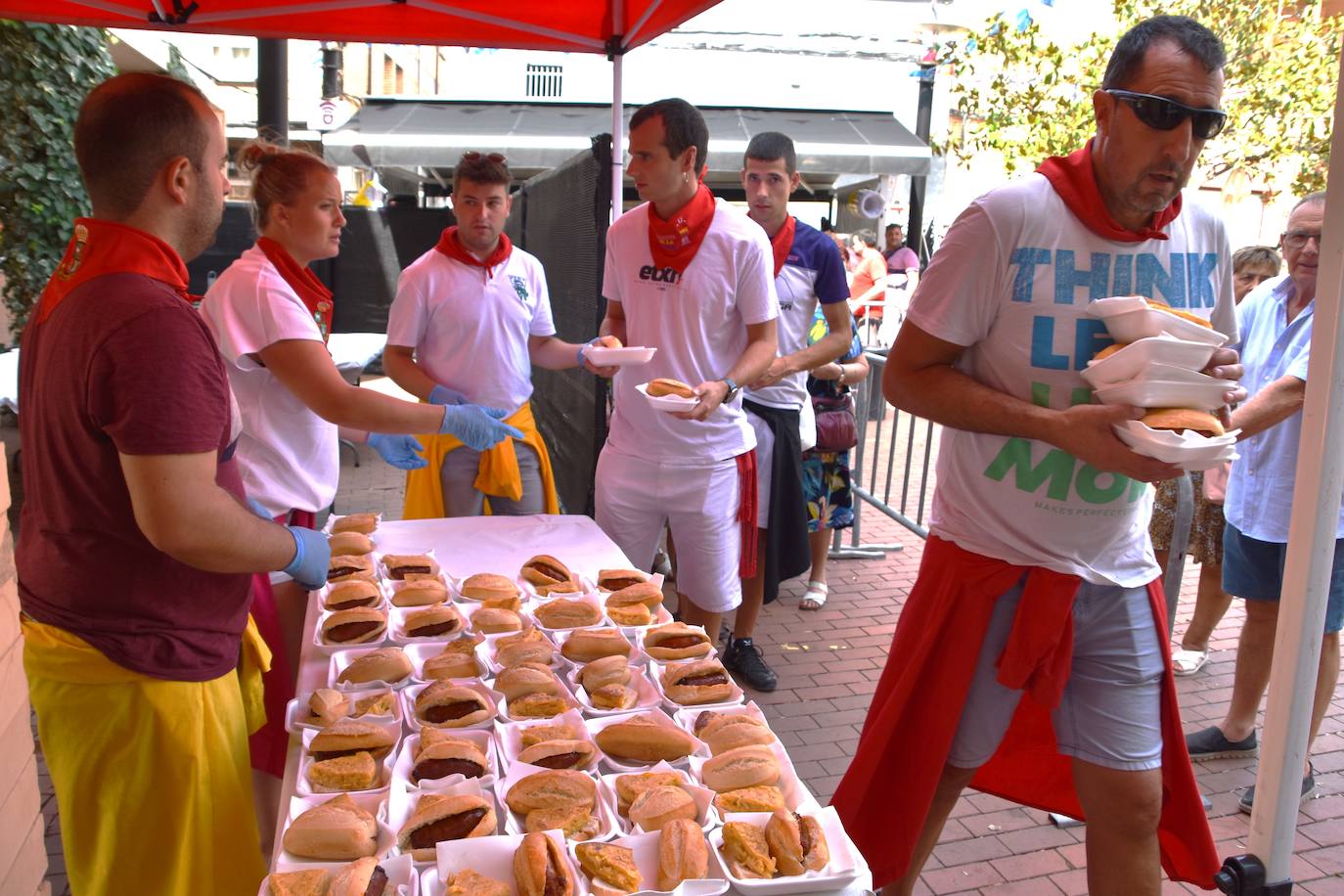 Día de bocatas en Pradejón