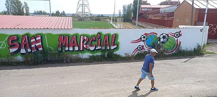 Campo de fútbol Ángel de Vicente.