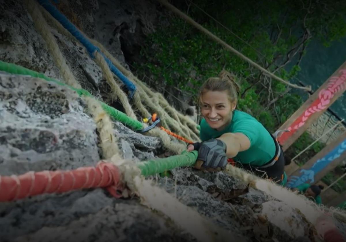 Azucena, en plena prueba por la inmunidad.