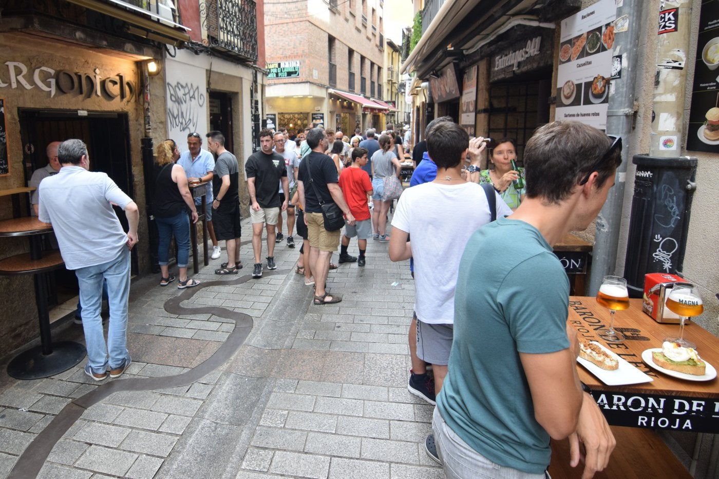 Calle Laurel, en un día sin demasiada afluencia.