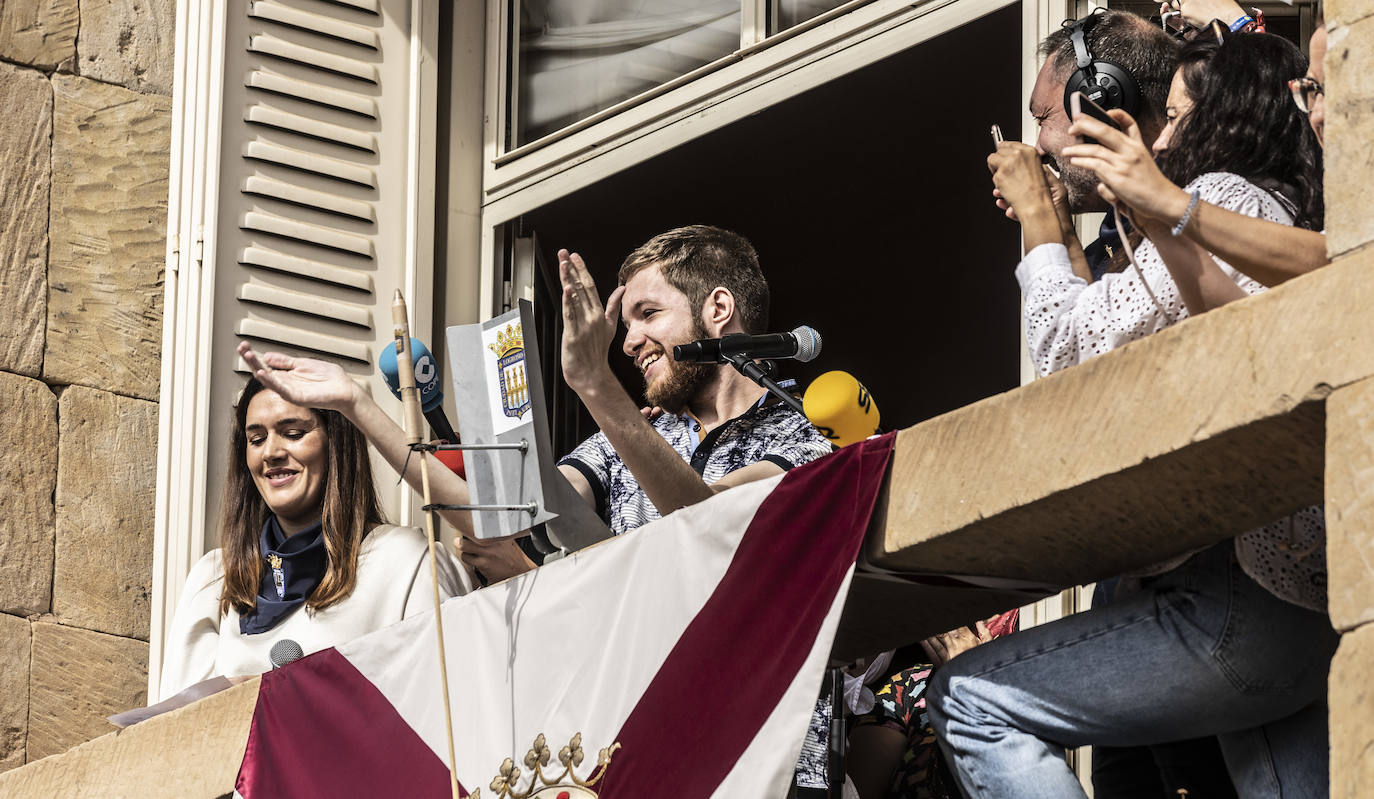 El chupinazo de San Mateo, en imágenes