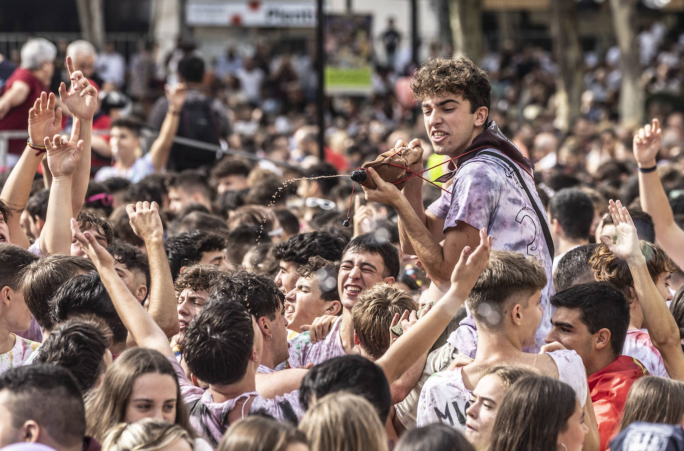 El chupinazo de San Mateo, en imágenes