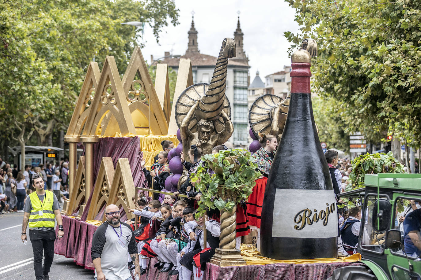 Desfile de carrozas de las fiestas de San Mateo