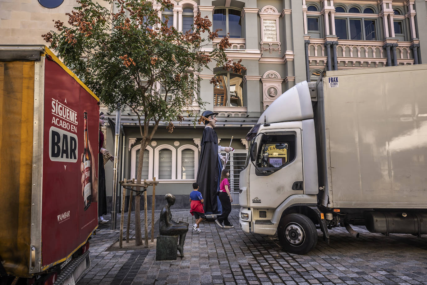 Mañana de gigantes para grandes y pequeños
