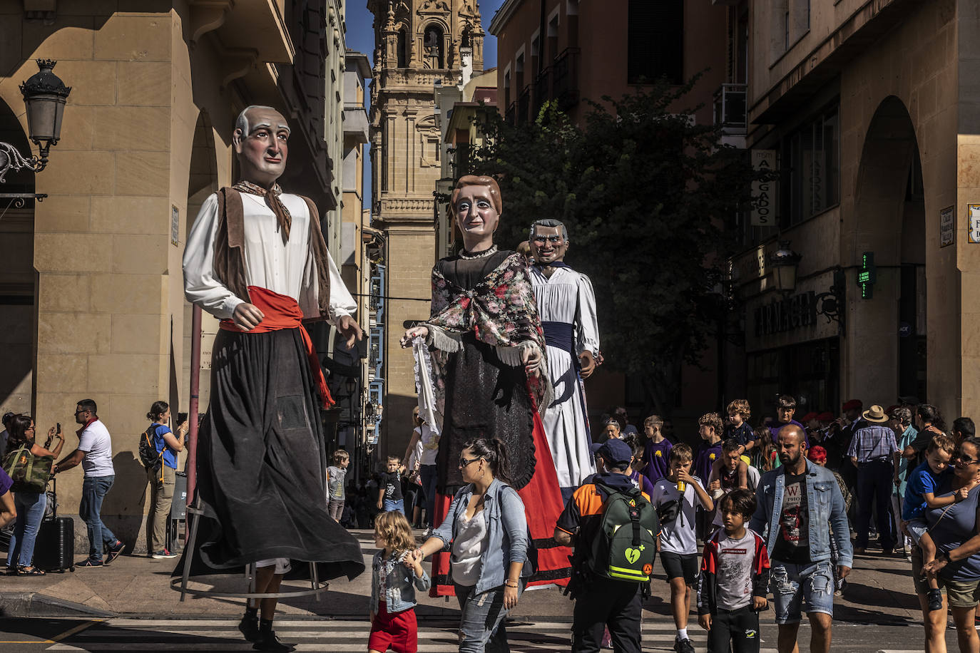 Mañana de gigantes para grandes y pequeños