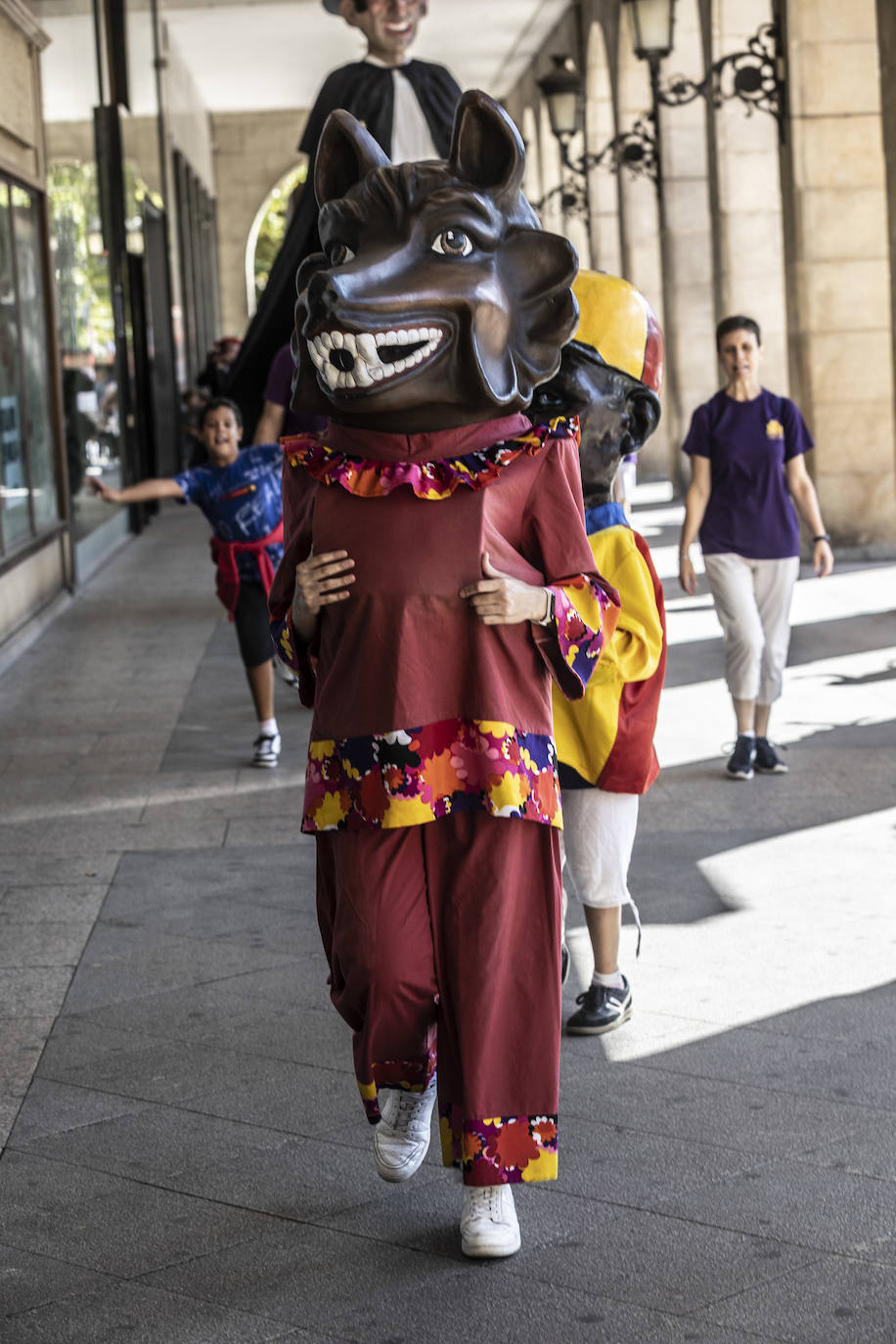 Mañana de gigantes para grandes y pequeños