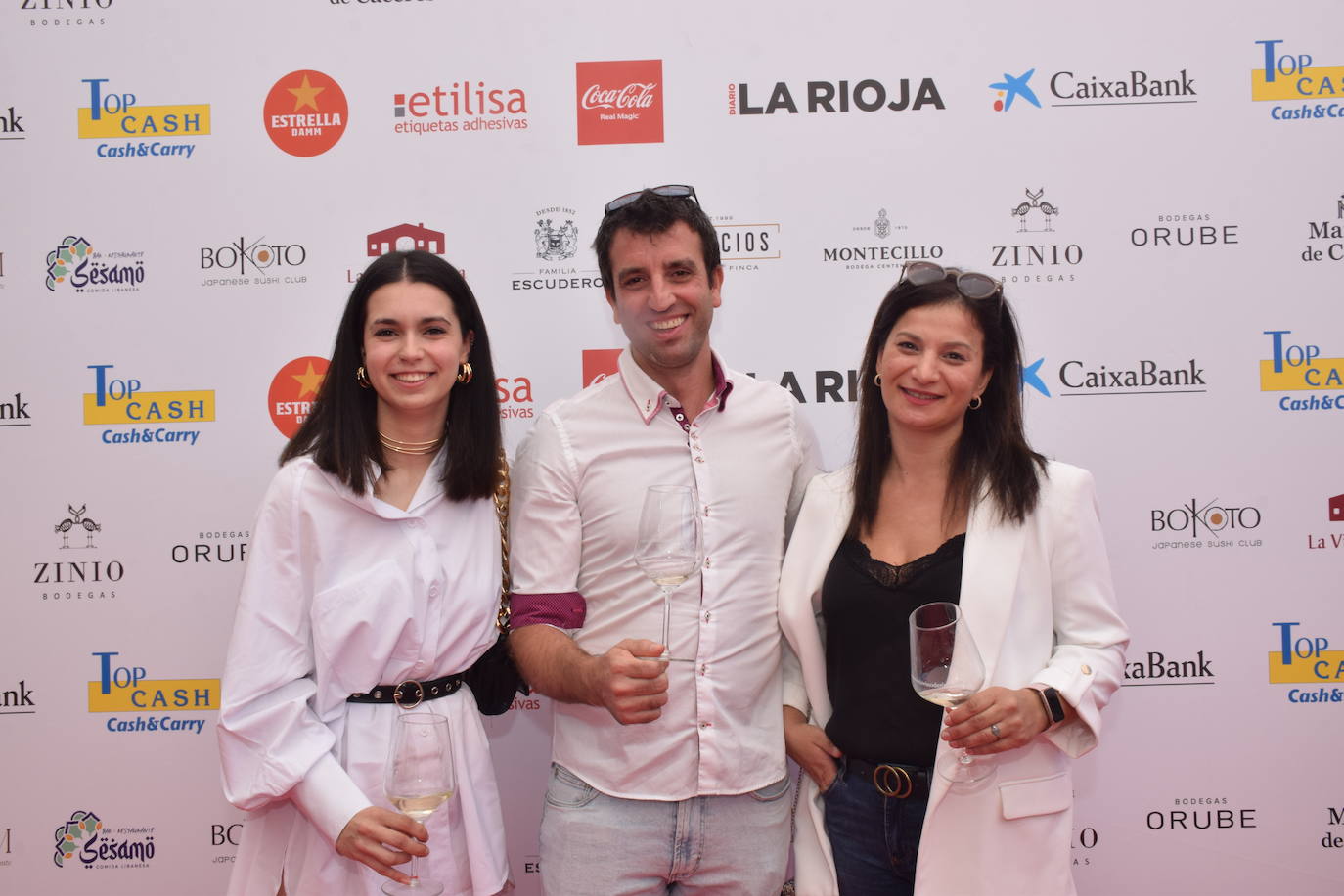 Itziar Alcorta, Carlos Viteri y Mariana J. Navarro