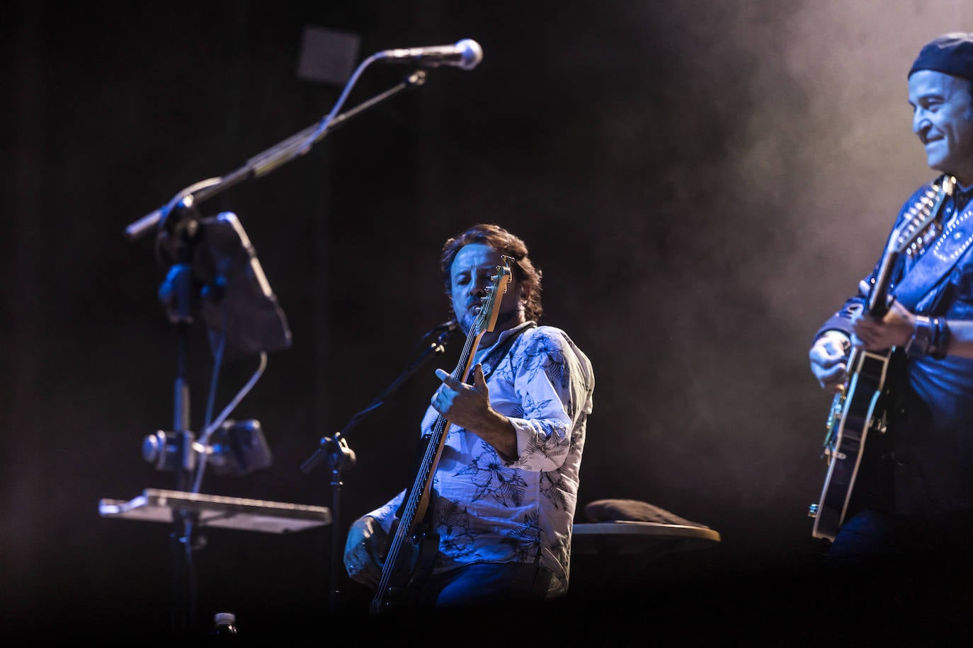 Concierto de Los Secretos en la plaza del Ayuntamiento