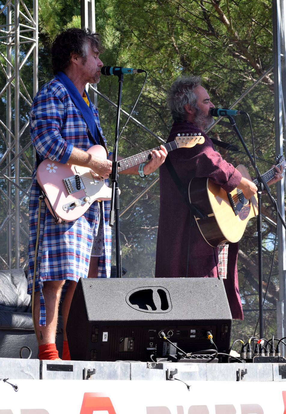Los Gandules se meten al público en el bolsillo en el Espacio Peñas