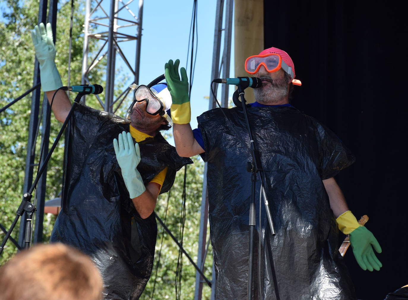 Los Gandules se meten al público en el bolsillo en el Espacio Peñas