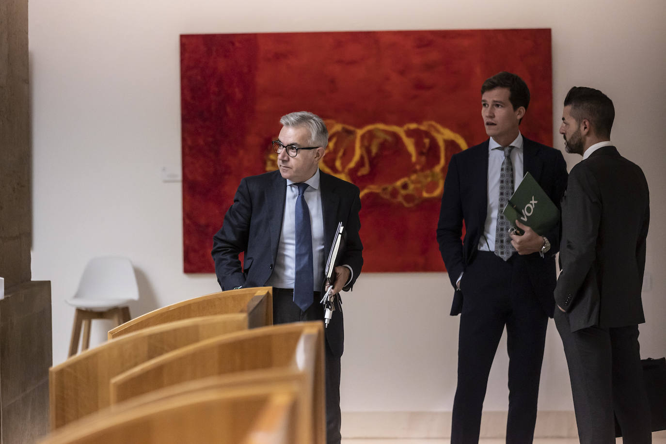 El pleno del Parlamento de La Rioja en imágenes