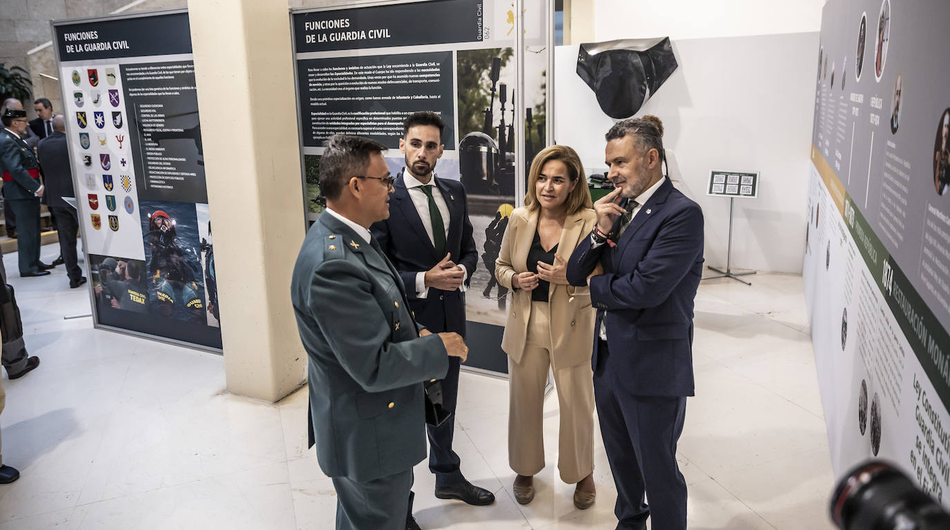 &#039;La Guardia Civil al servicio de la ciudadanía&#039;, en el Ayuntamiento de Logroño