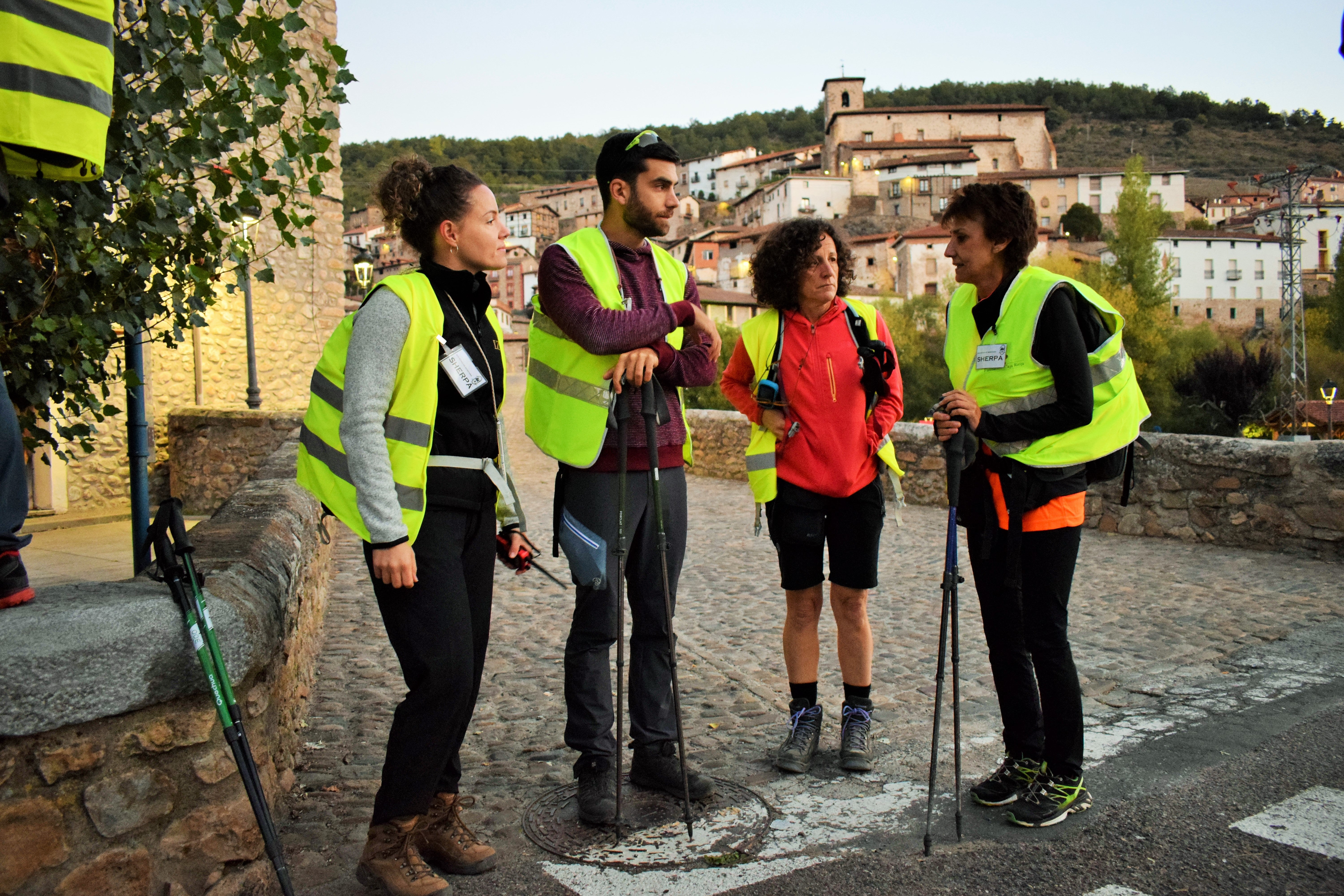 Instantes de la marcha de Hoyos