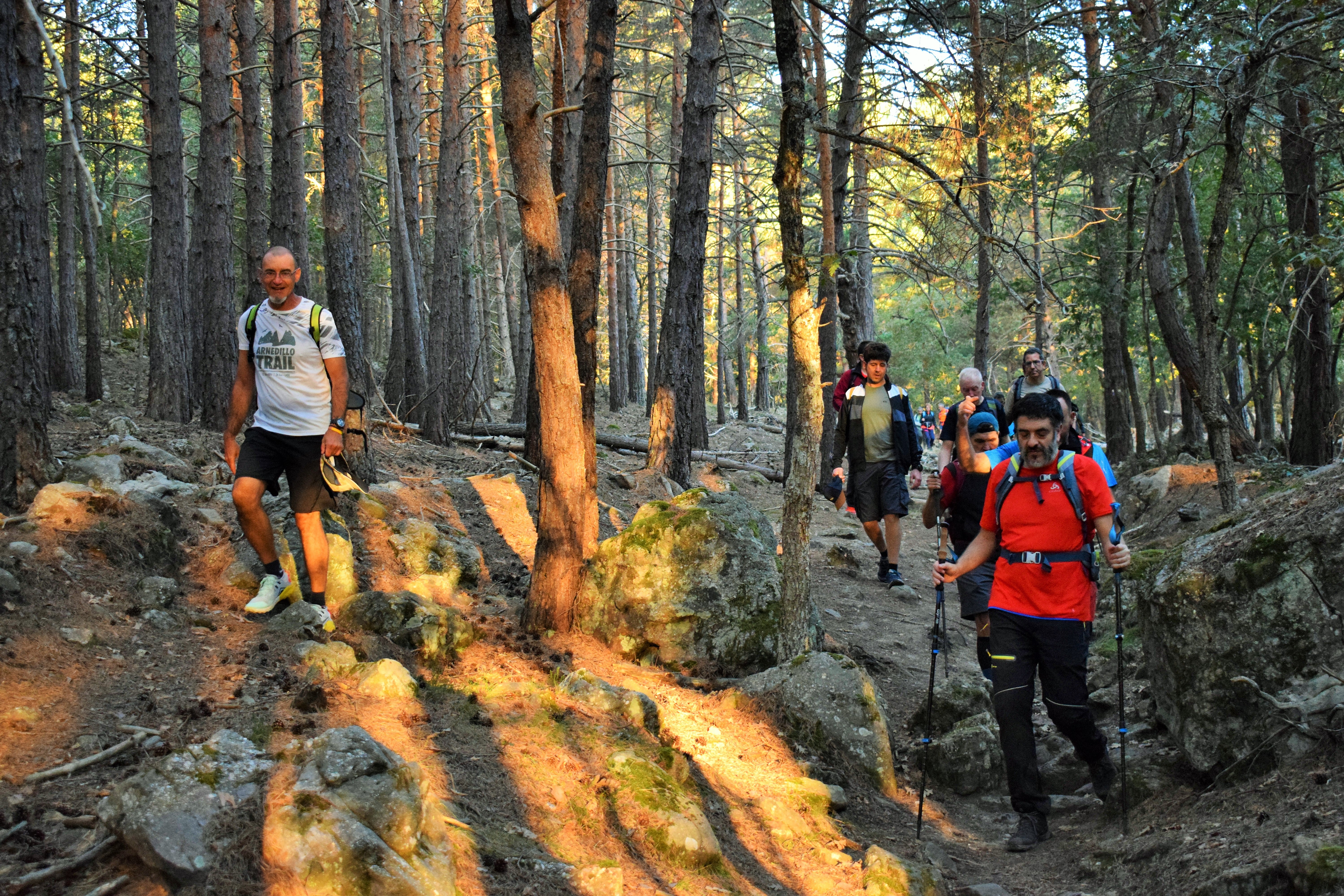Instantes de la marcha de Hoyos