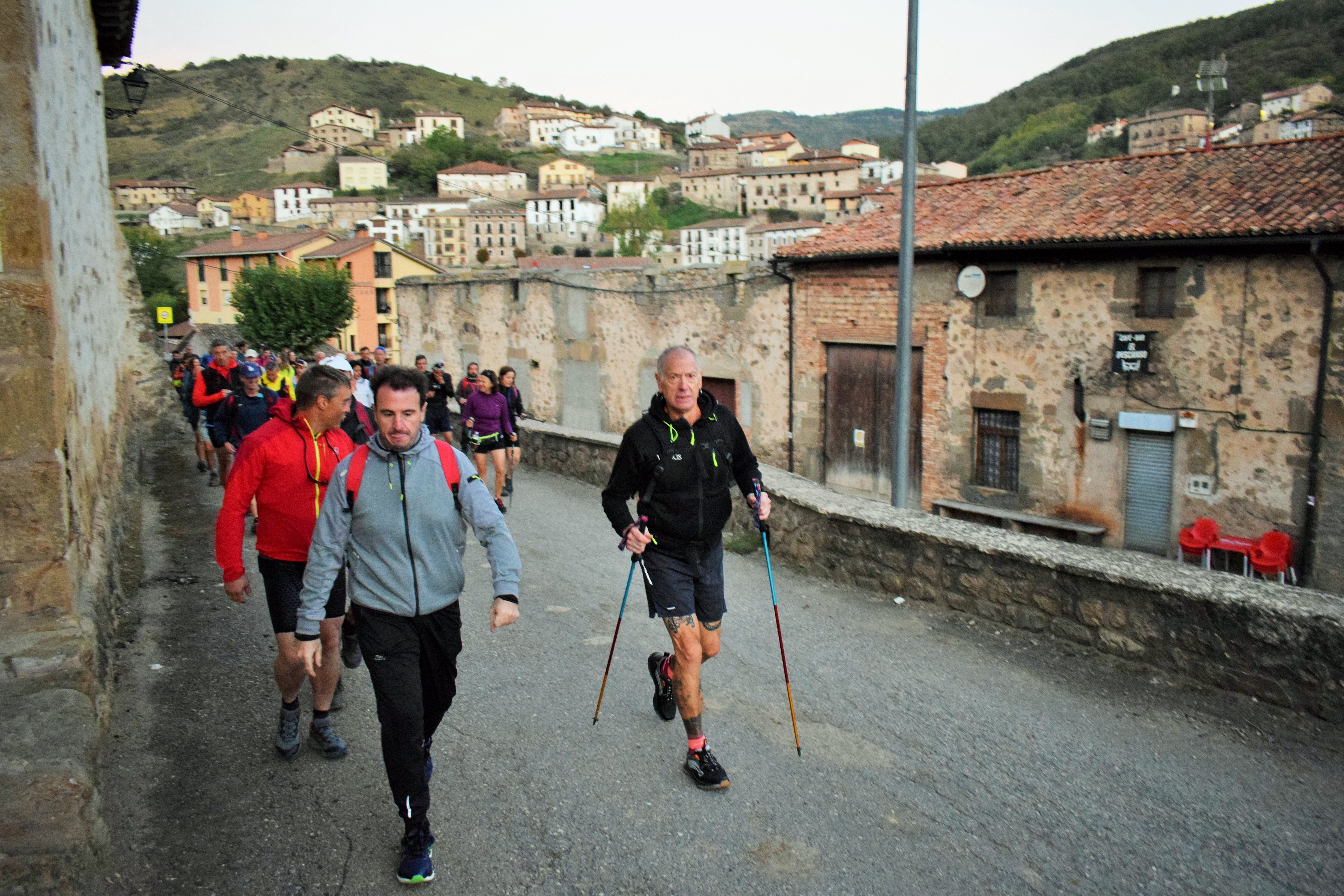 Instantes de la marcha de Hoyos