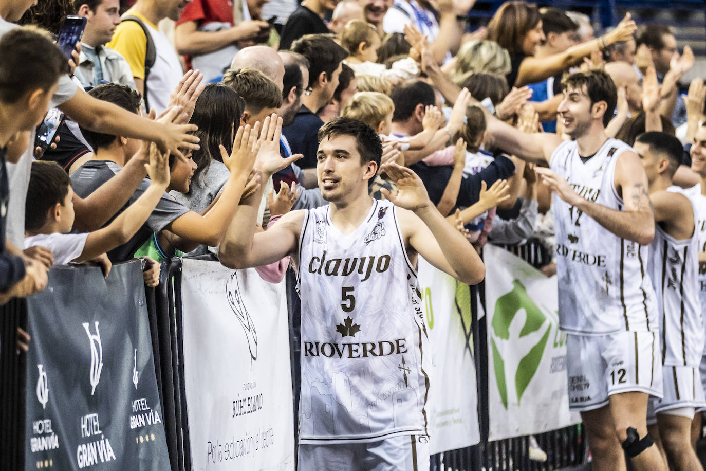 Clavijo 62 - Betis 56