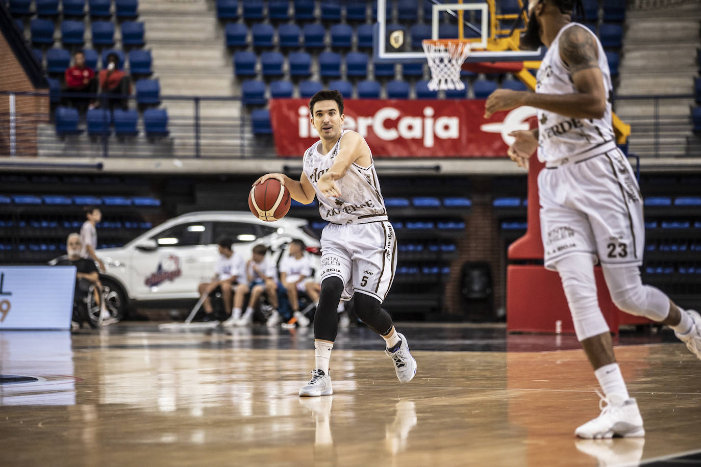 Clavijo 62 - Betis 56