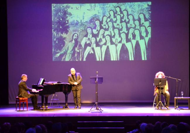 Encuentro literario sobre poesía mística, en el teatro Ideal.