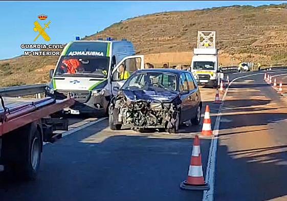 Estado de uno de los vehículos implicados en uno de los accidentes de la N-232.