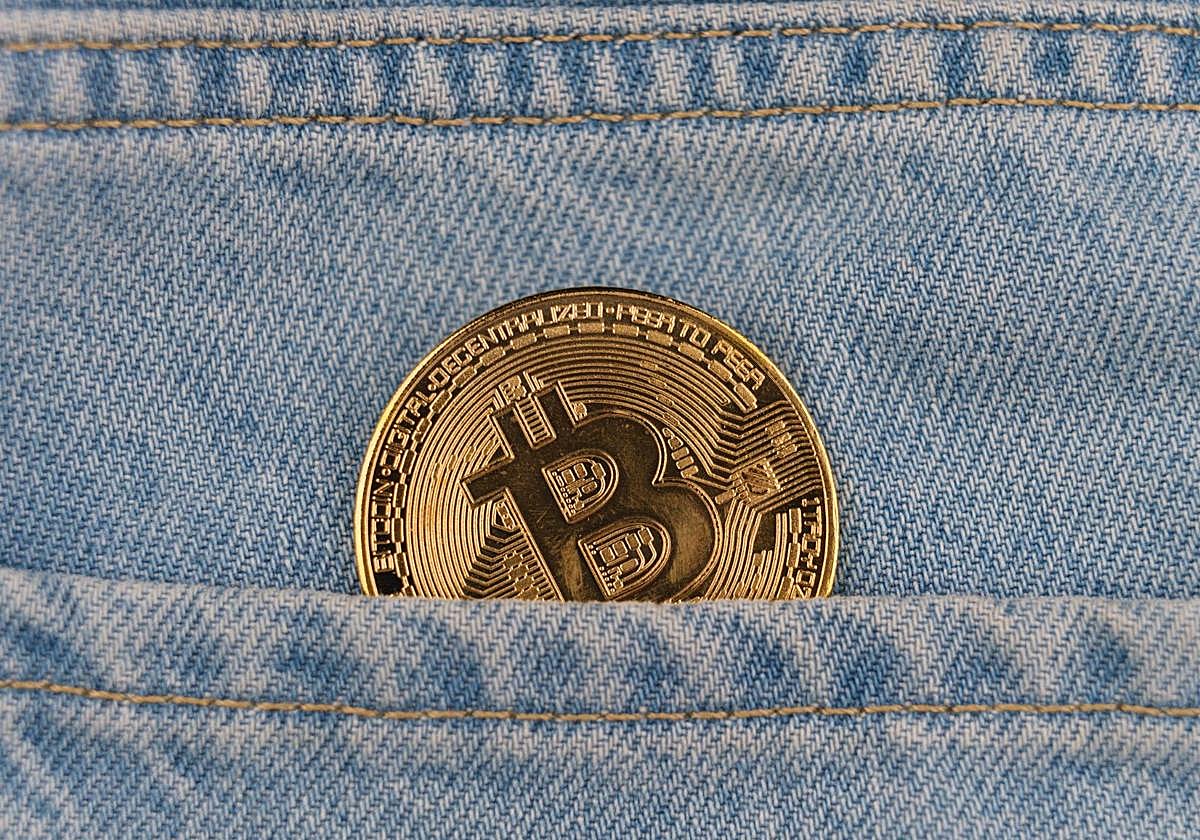 ¿Cómo afecta la adopción masiva al Bitcoin y su precio?