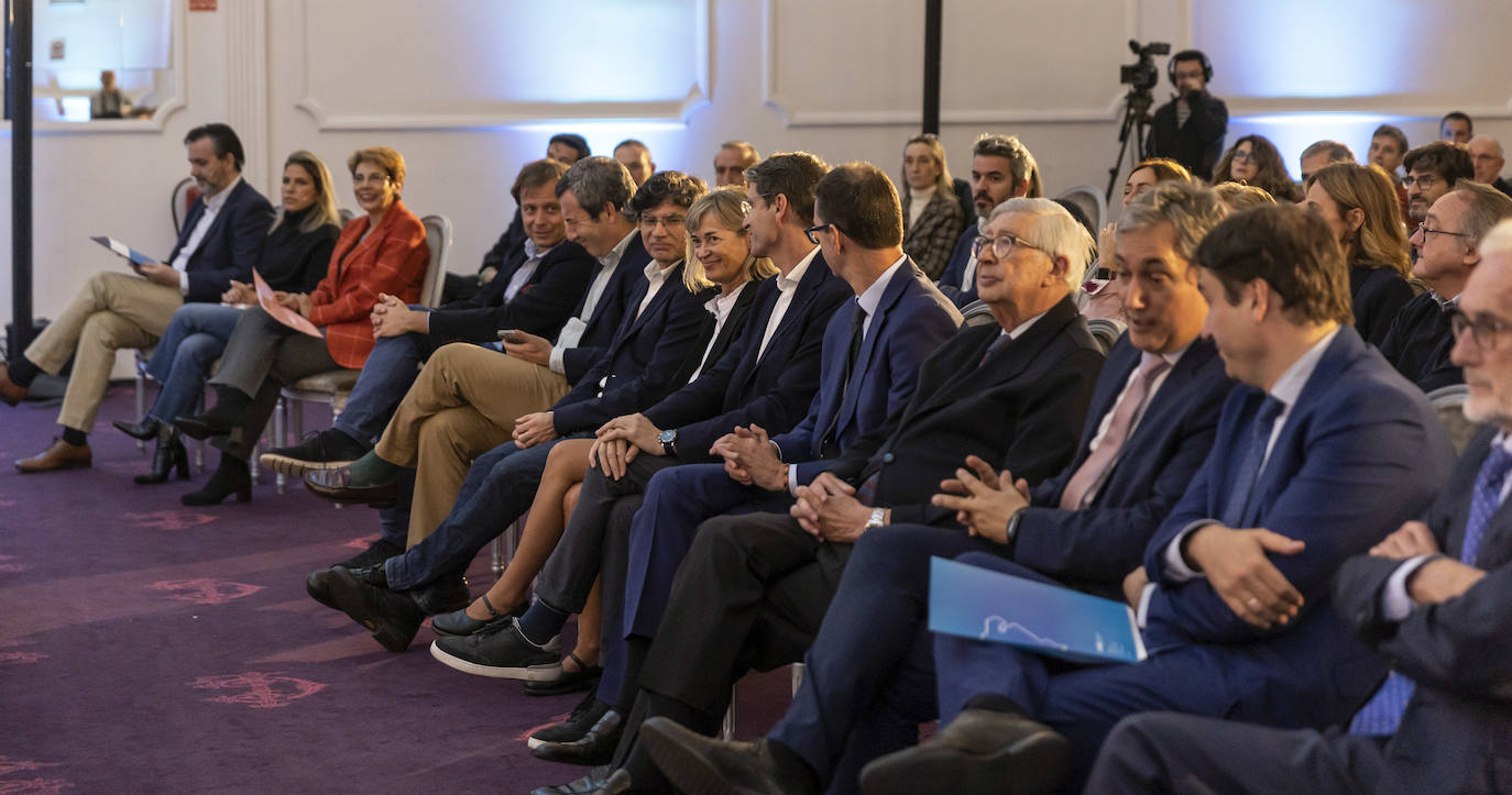 Las imágenes de la primera jornada de Futuro en Español
