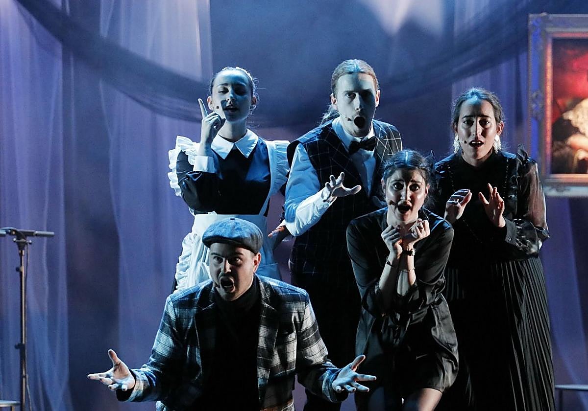 Escena de la obra 'Las nueve y cuarenta y tres'.