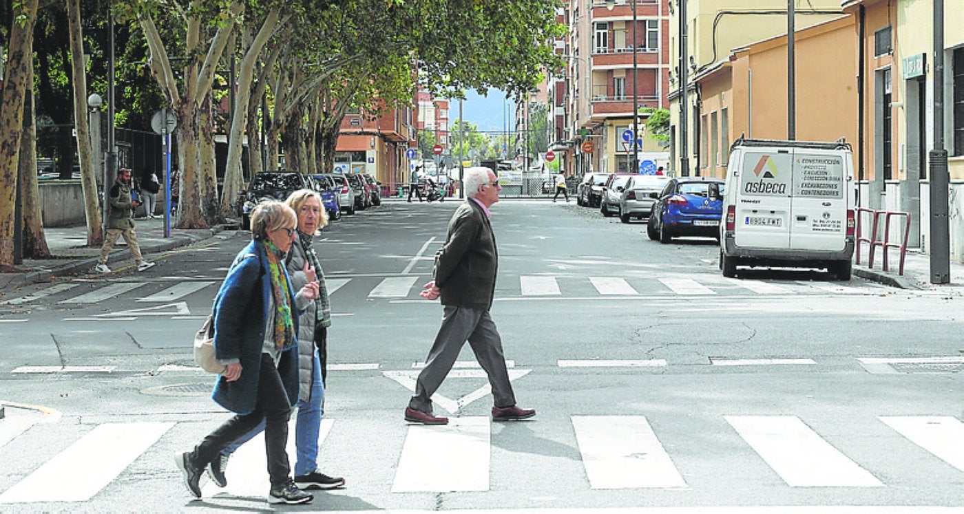 La AMPA del General Espartero rechaza el parking provisional en la antigua estación