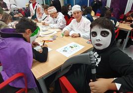 De pavor. Actividades de Halloween llevadas a cabo el año pasado en Calahorra, en este caso, con los chavales como protagonistas.