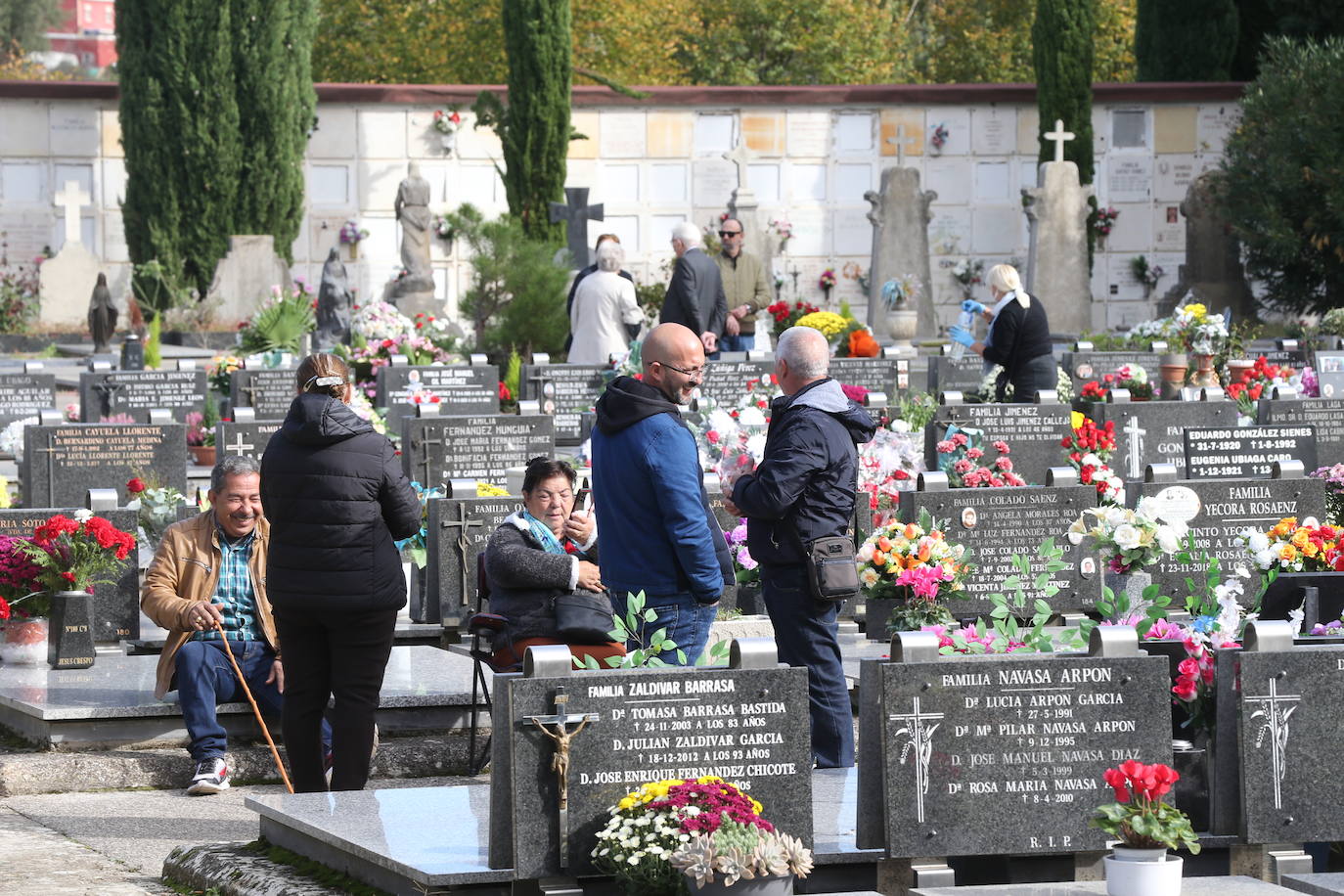 Homenaje a los difuntos durante el día