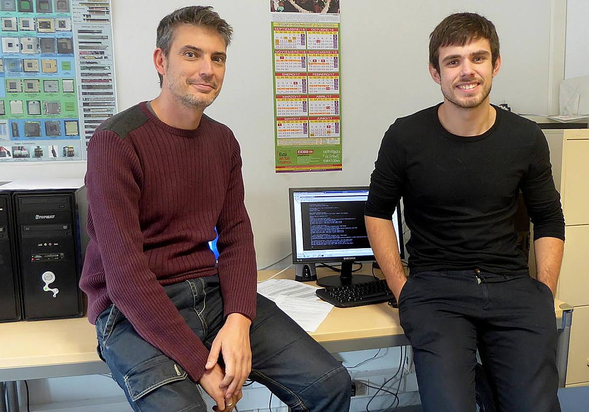 El informático Diego Soto Fau, a la derecha, en una imagen de archivo de 2016.