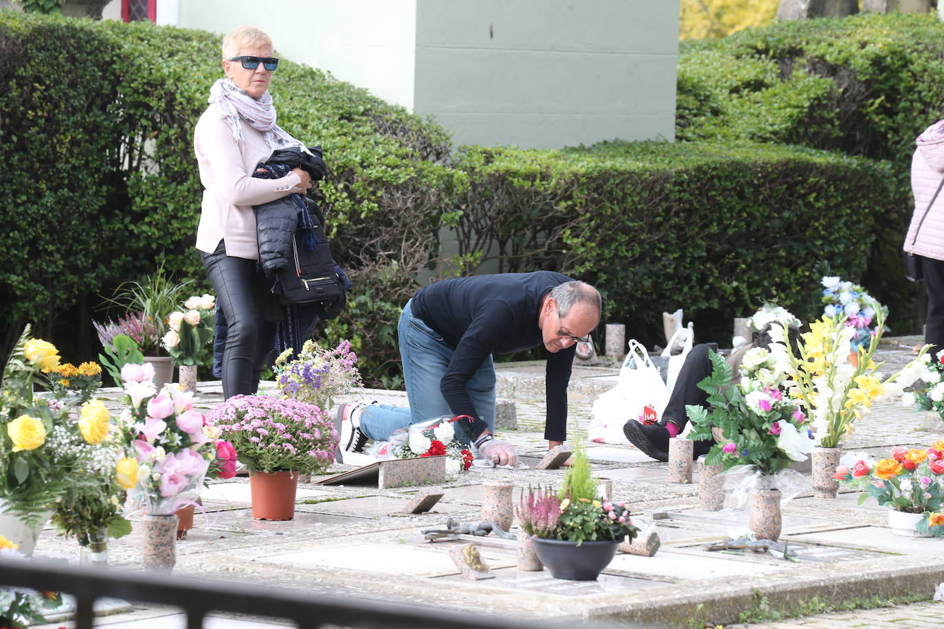 El Día de Todos los Santos, en el cementerio de Logroño