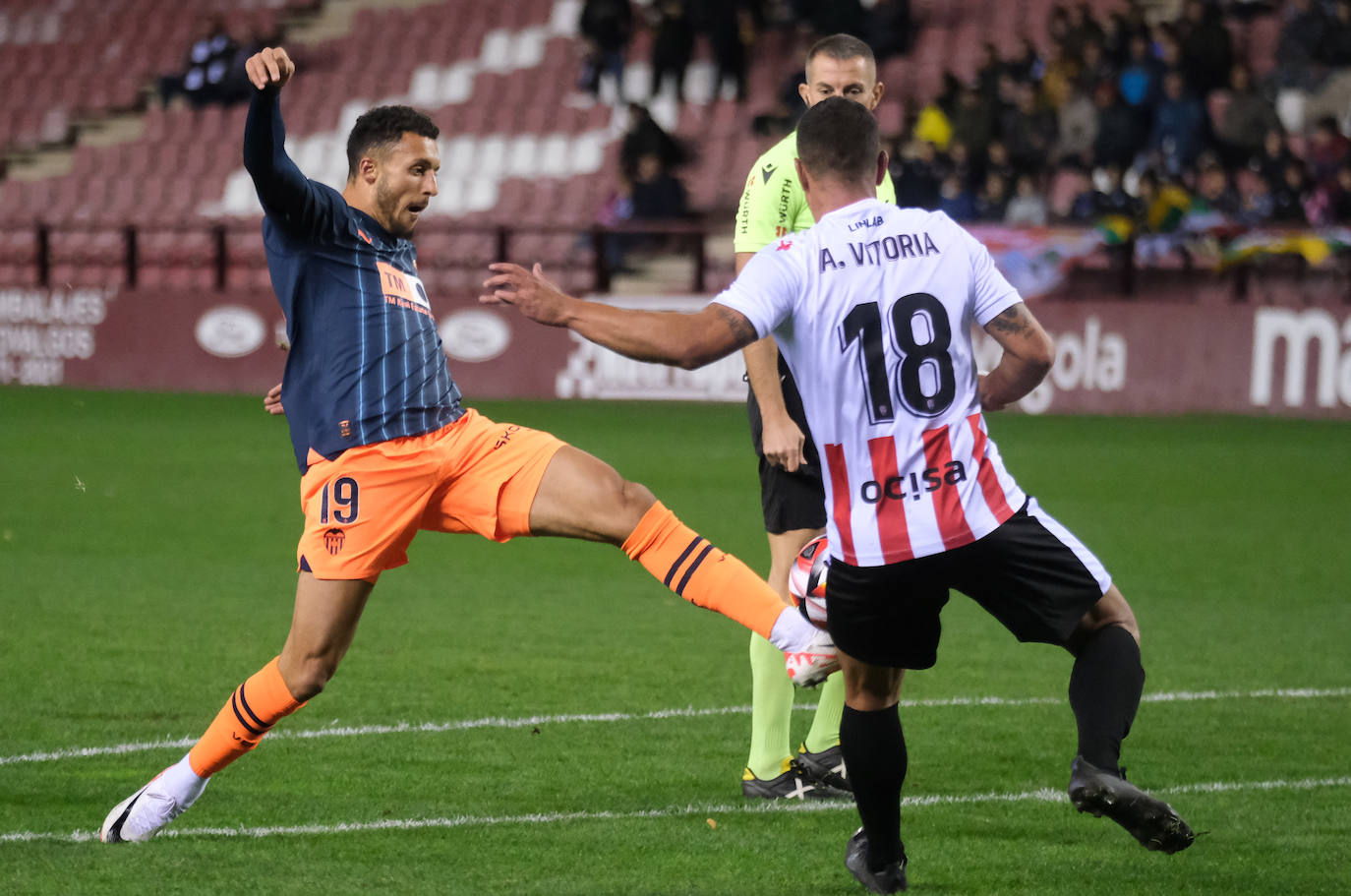 Las imágenes del partido UDL-Valencia