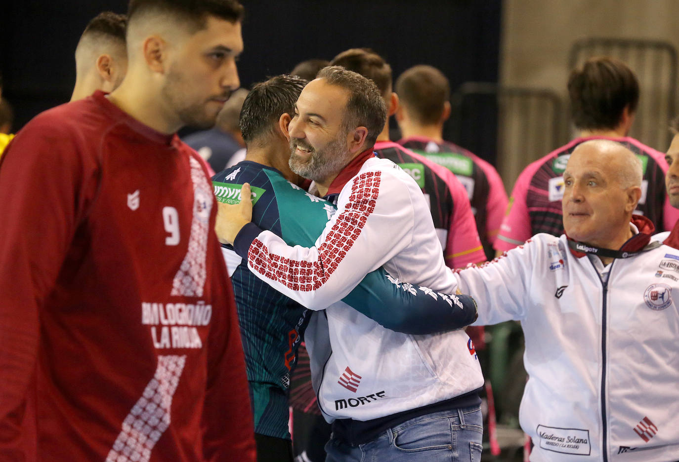 El Ciudad de Logroño logra una necesitada victoria frente al Puente Genil