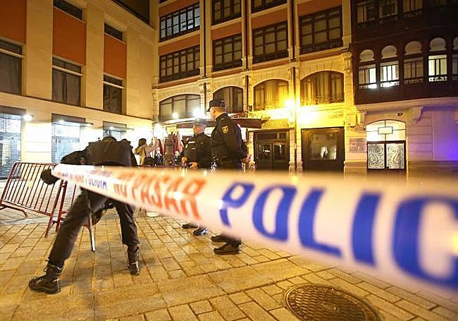 La policía acordona la zona ante posibles disturbios