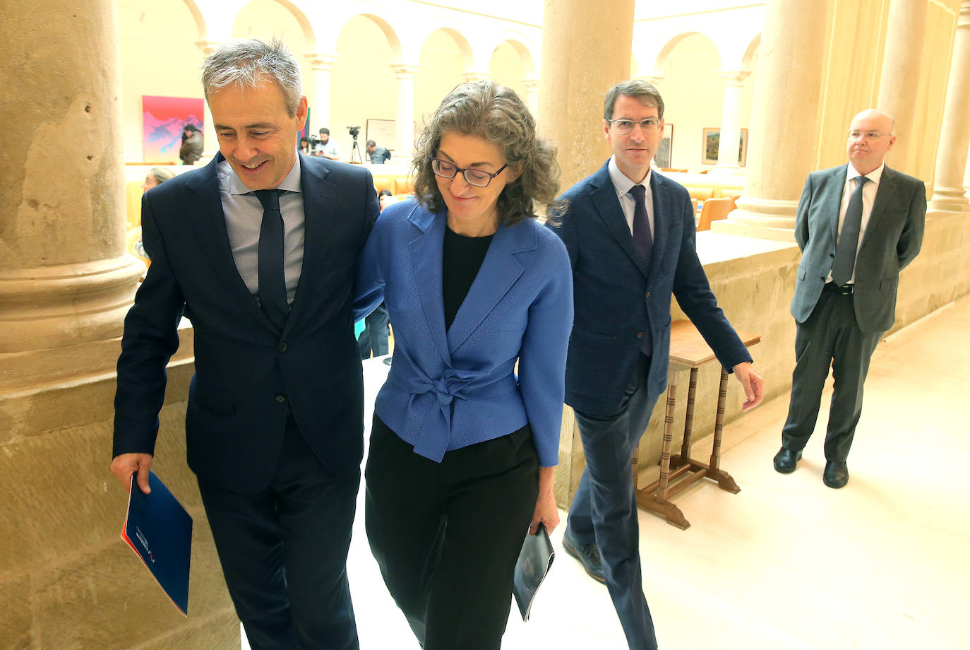 &#039;Un grito de libertad&#039;, exposición sobre Joxeba Pagaza en en Parlamento