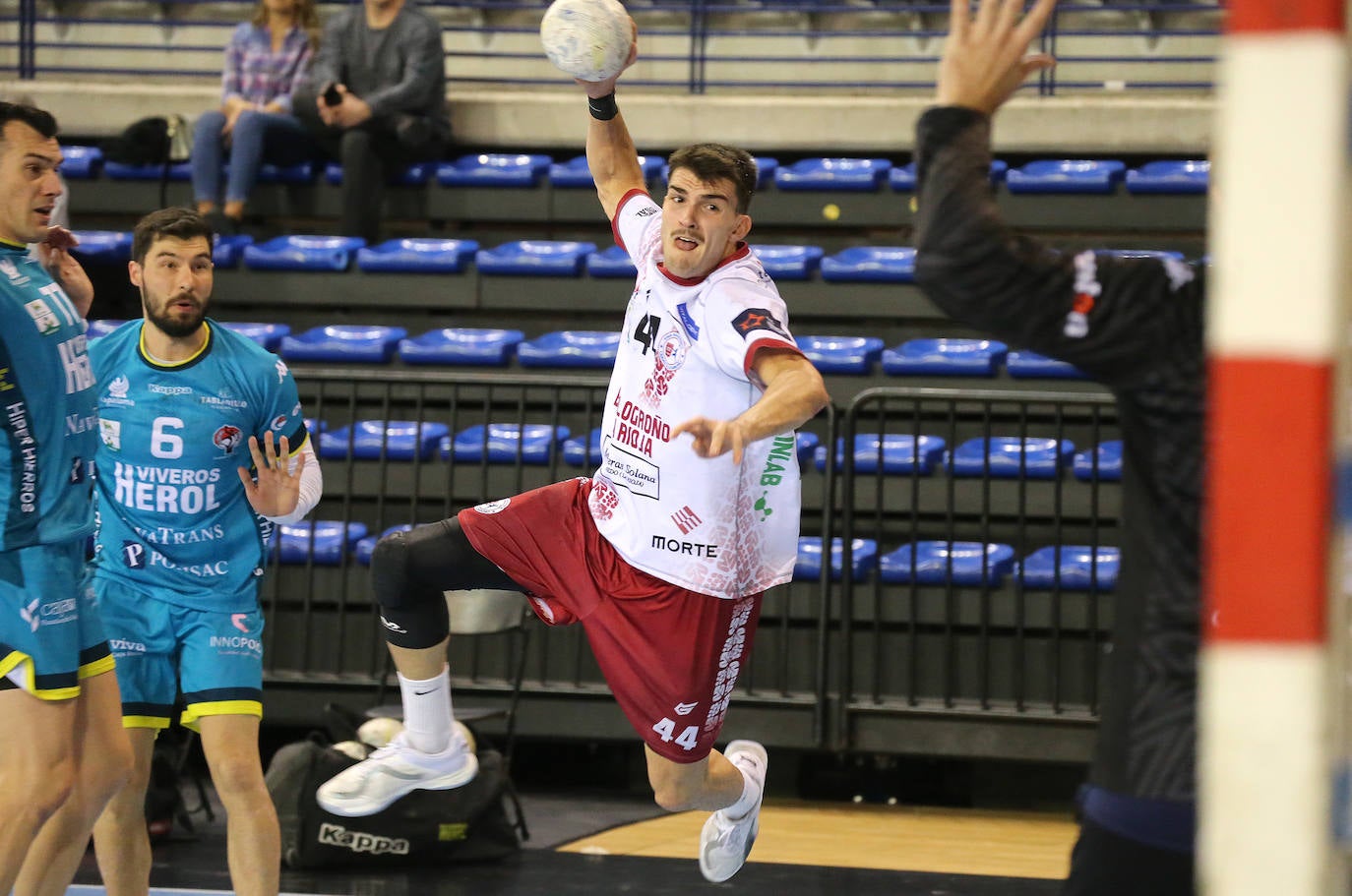 Triunfo del Ciudad de Logroño ante Nava