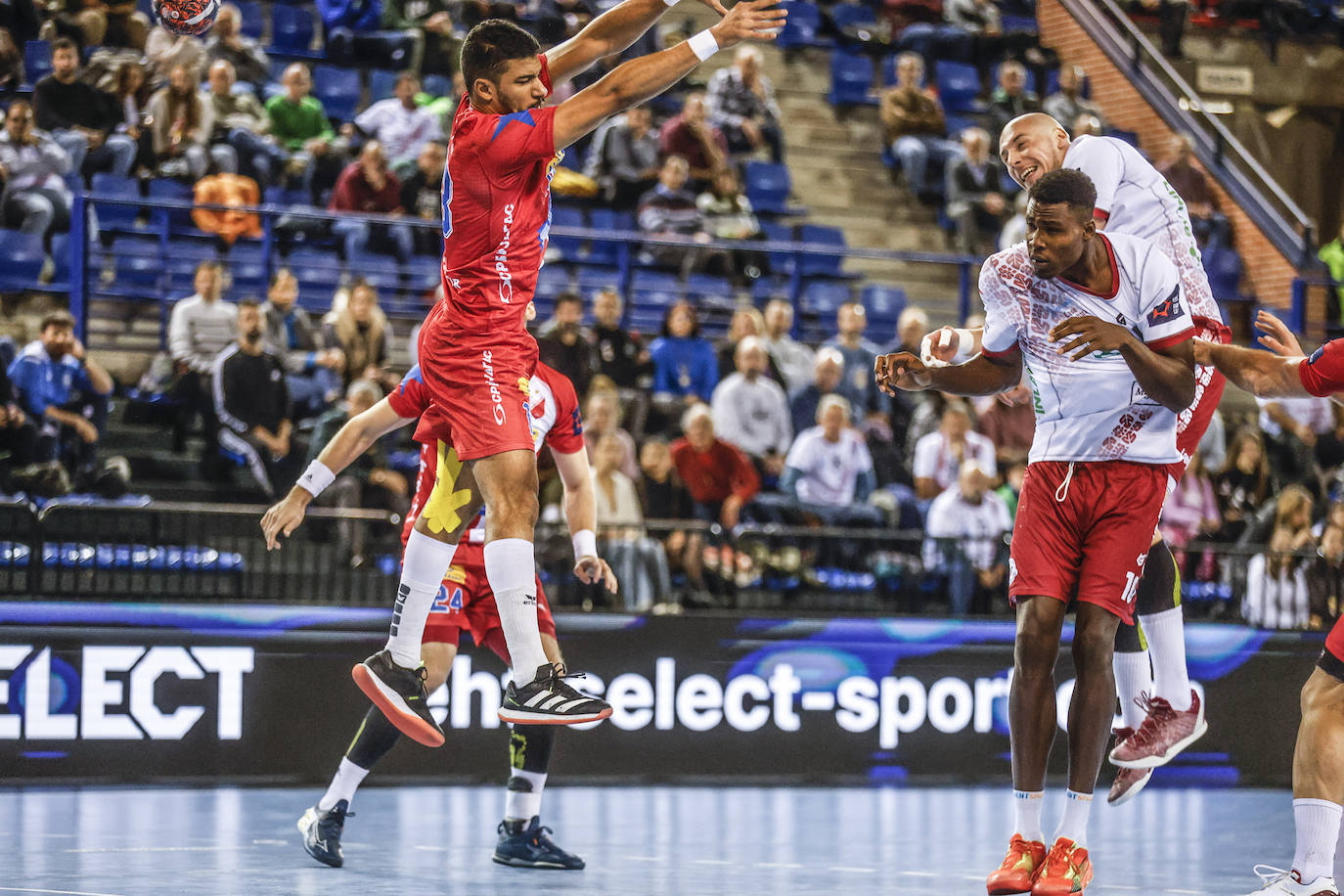 Las imágenes del Ciudad de Logroño-Vojvodina