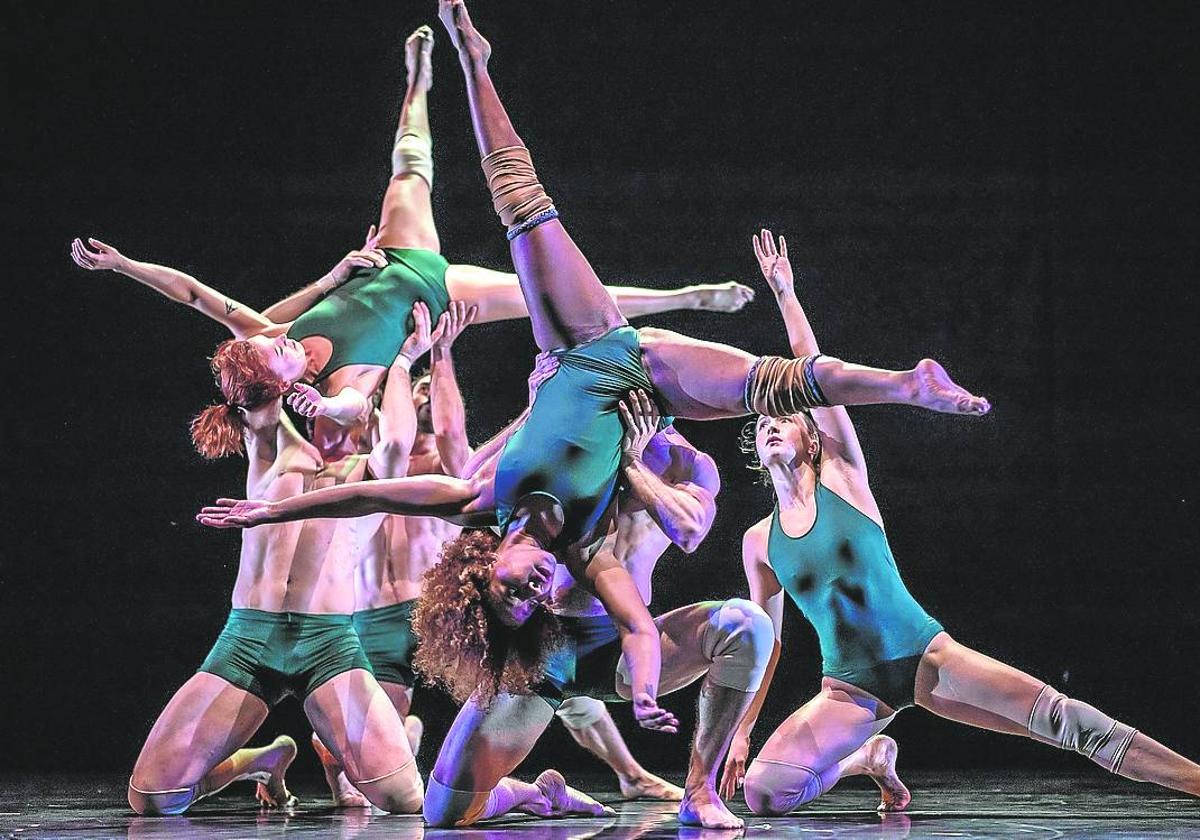 Imagen de 're:Creation', de la compañía Pilobolus.