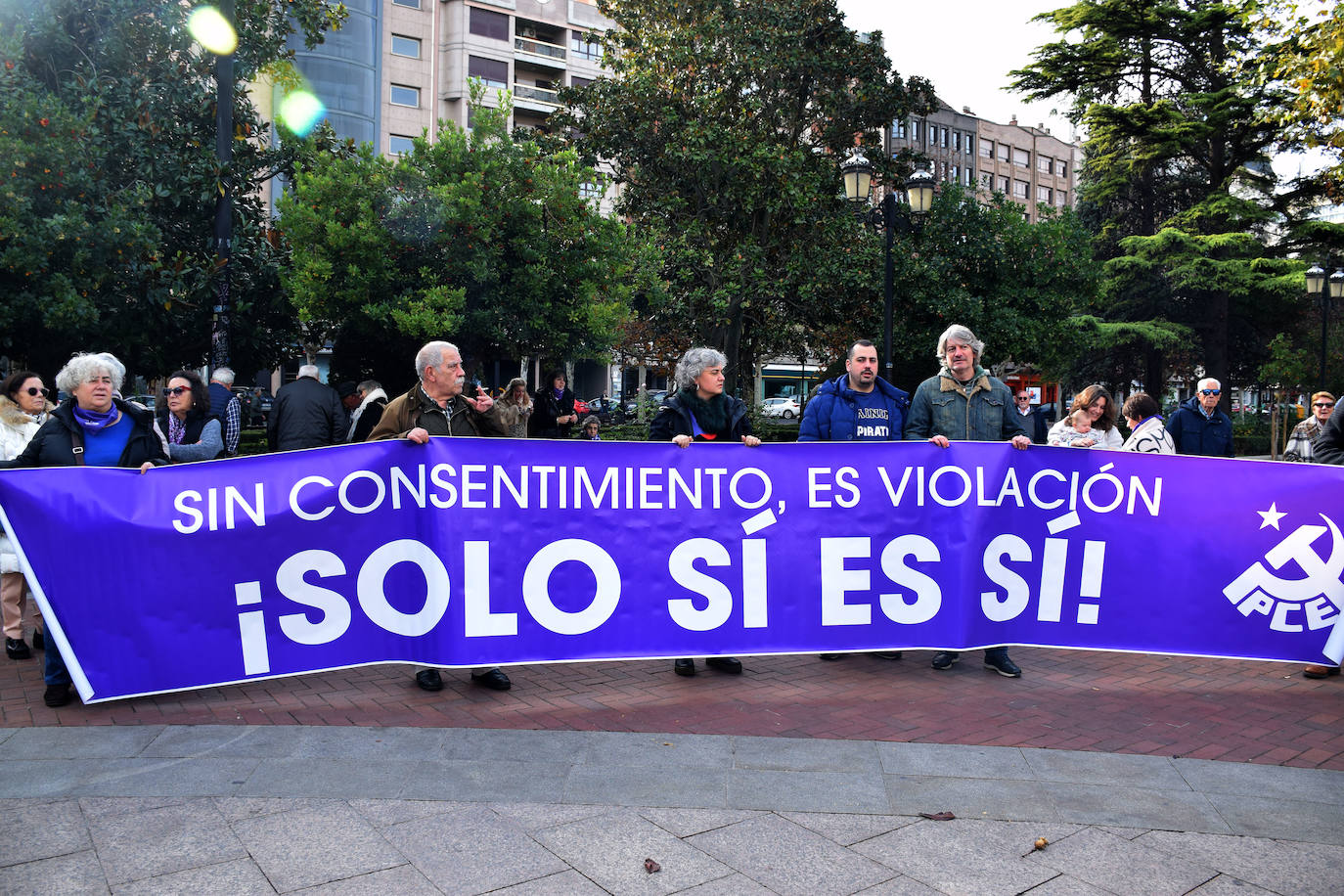 Concentración en El Espolón contra la violencia machista