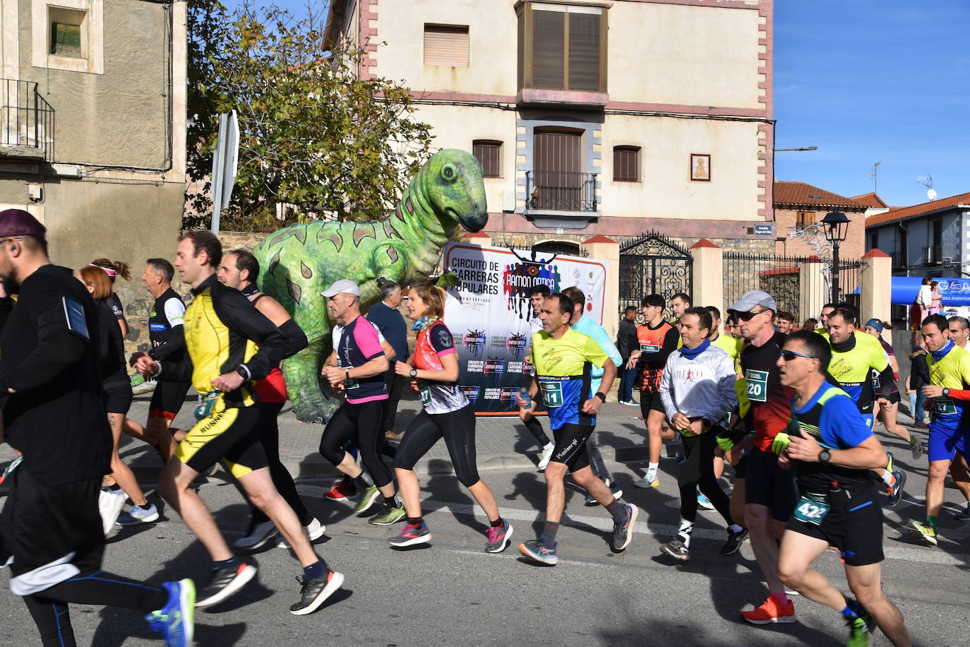 Carlos Pérez y Olmo Vidondo ganan la X carrera &#039;Entre dinosaurios&#039; de Igea