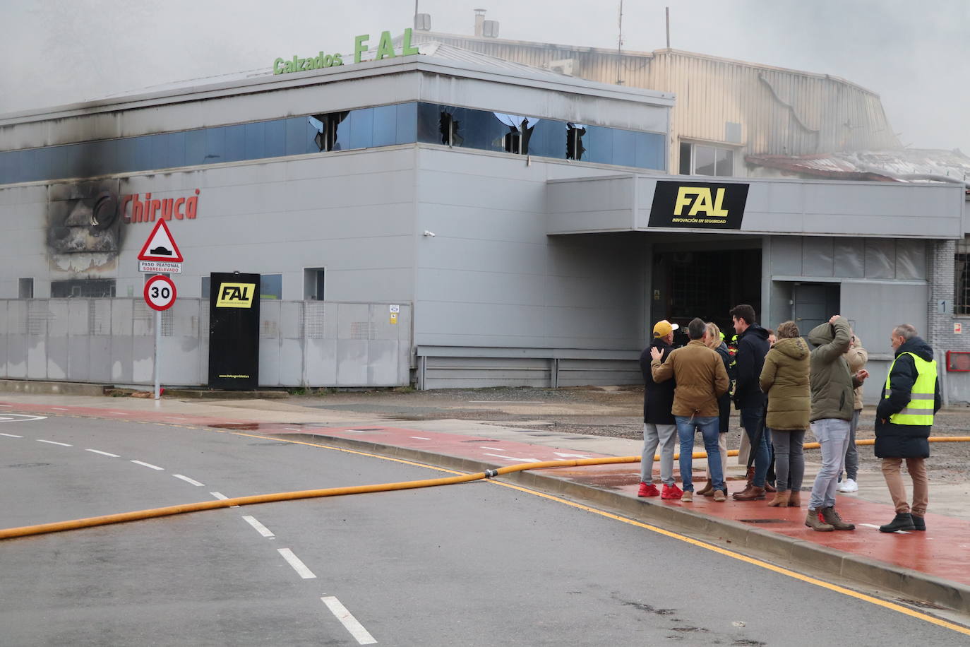 Así han quedado las instalaciones de Calzados Fal tras el incendio