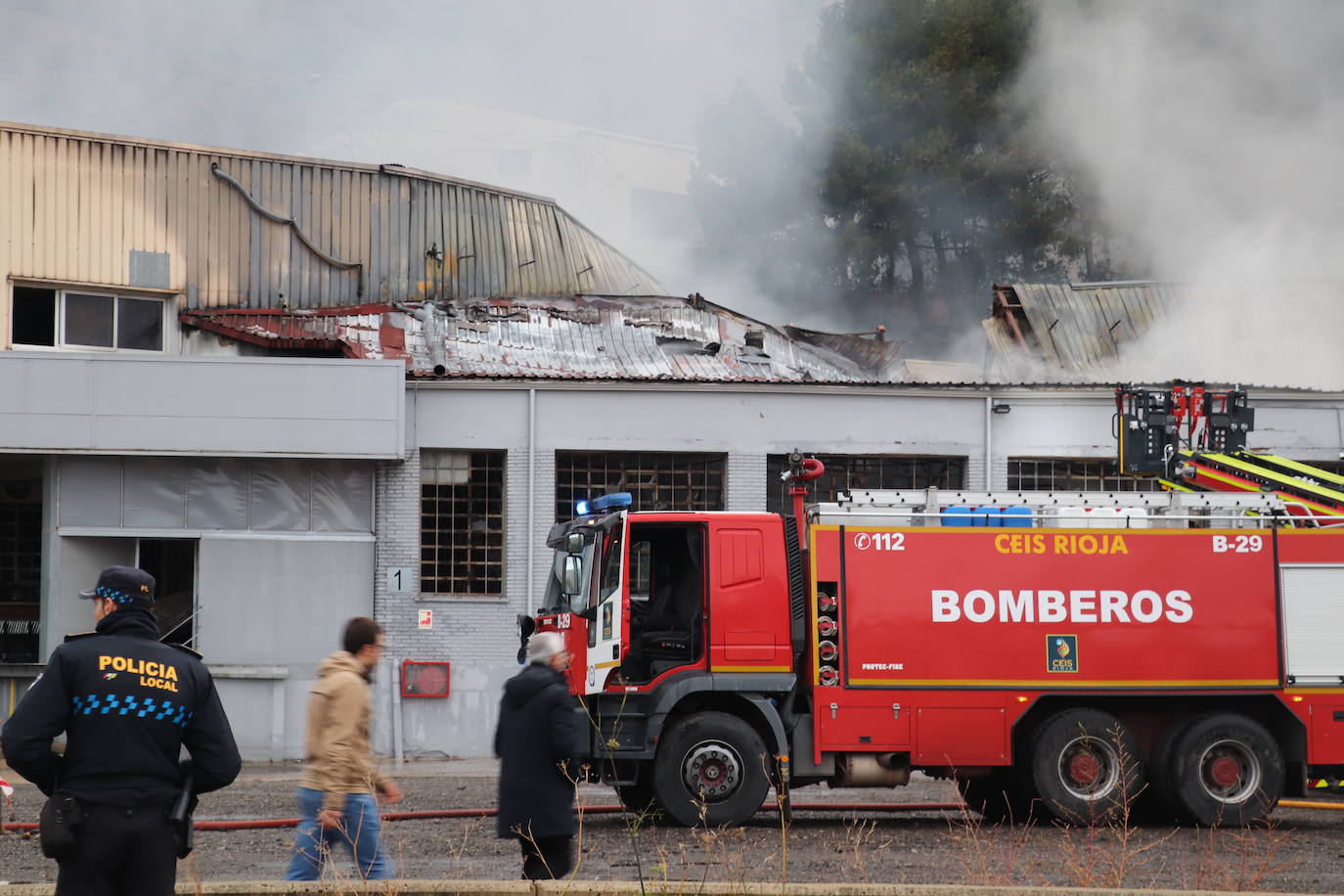 Así han quedado las instalaciones de Calzados Fal tras el incendio