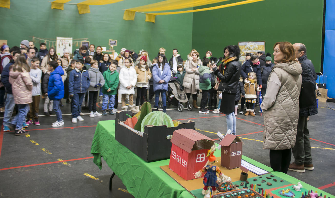 Las ferias de Santo Domingo continúan bajo la lluvia