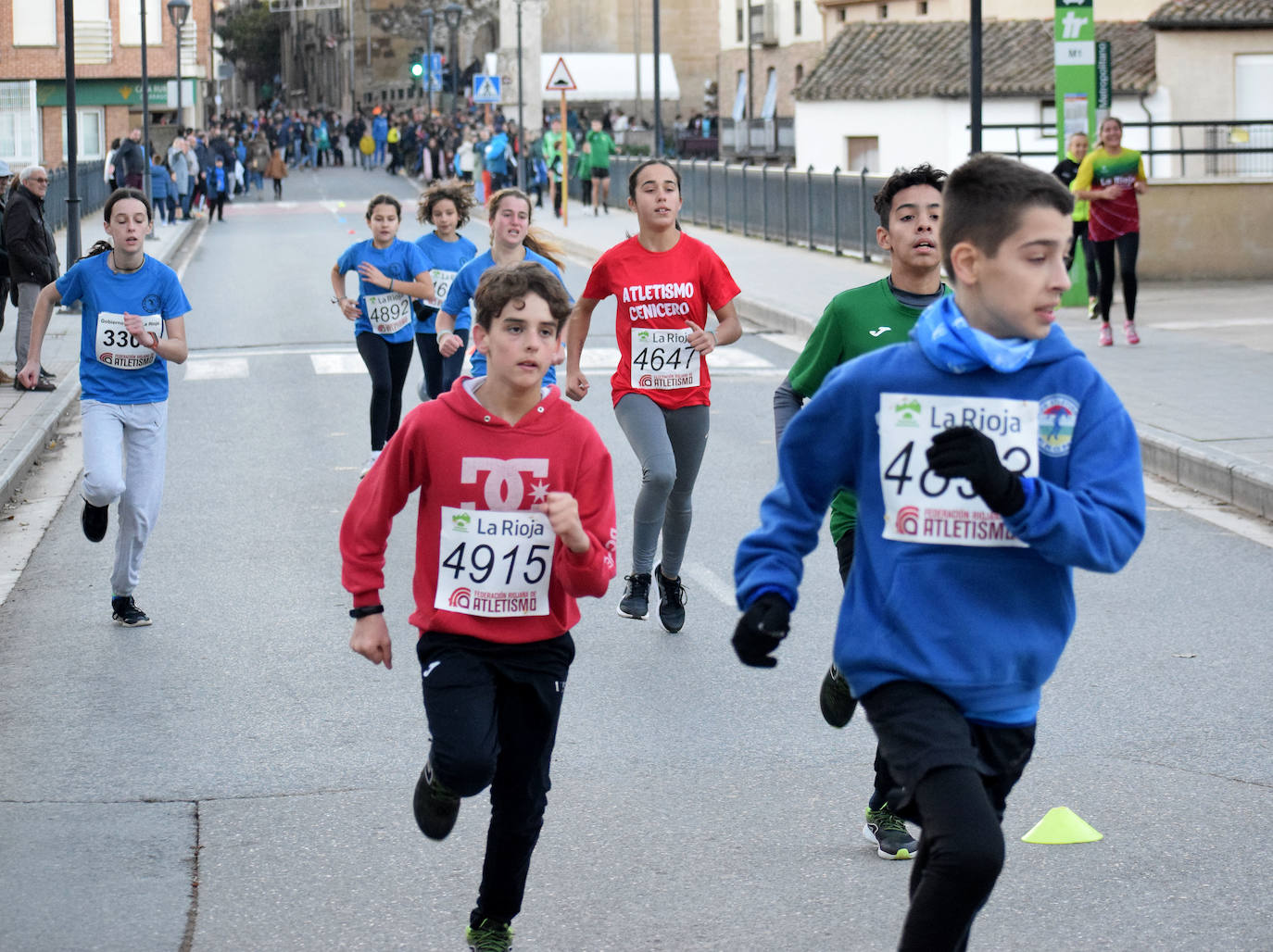 Las imágenes de la carrera popular Virgen de la Esperanza disputada en Cenicero