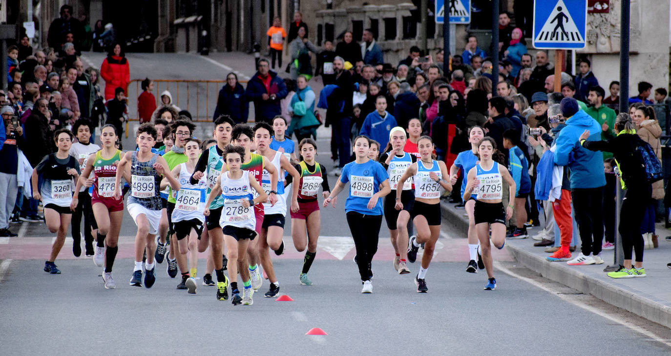 Las imágenes de la carrera popular Virgen de la Esperanza disputada en Cenicero