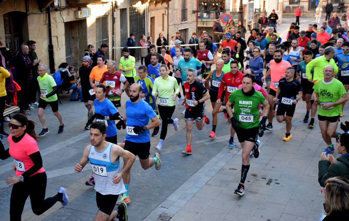 Las imágenes de la carrera popular Virgen de la Esperanza disputada en Cenicero