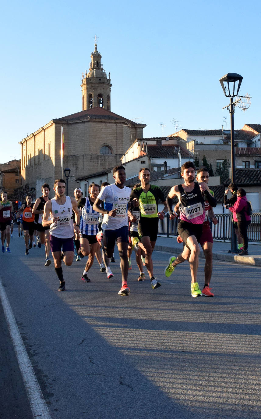 Las imágenes de la carrera popular Virgen de la Esperanza disputada en Cenicero