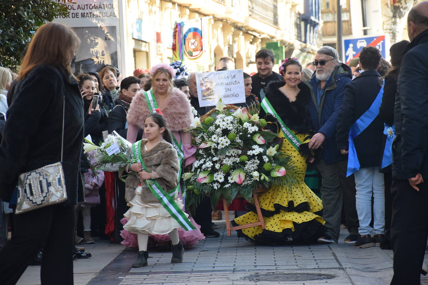 Ofrenda de flores a la Virgen de la Esperanza