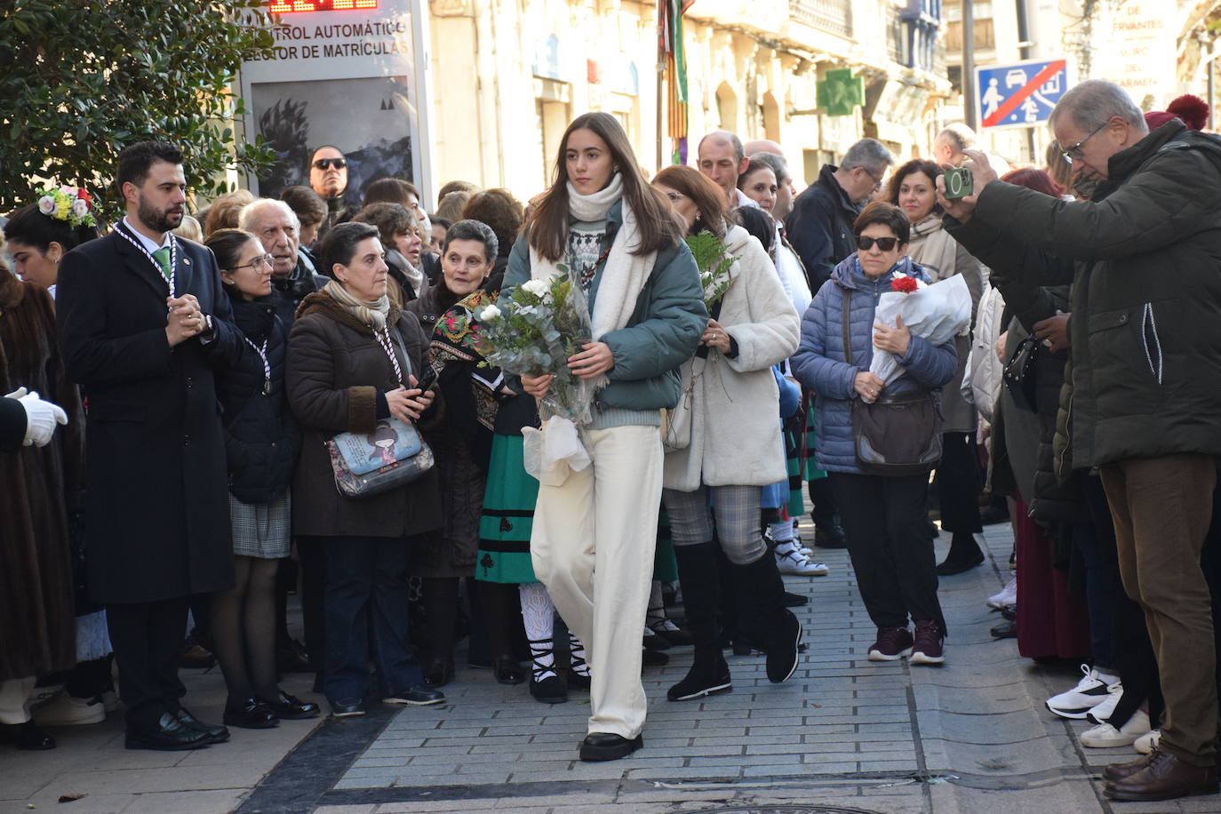 Ofrenda de flores a la Virgen de la Esperanza